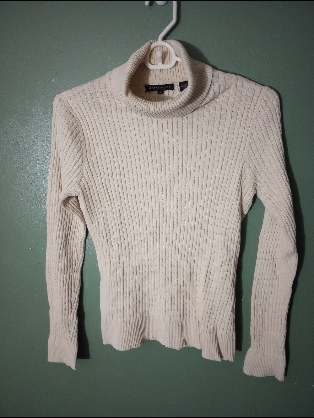 JEANNE PIERRE Cream Cable-Knit Turtleneck Sweater